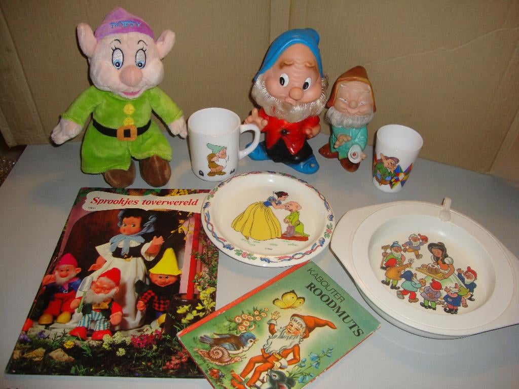 vintage Sneeuwwitje en de zeven dwergen / kabouter artikelen, Verzamelen, Disney, Ophalen of Verzenden, Sneeuwwitje of Doornroosje