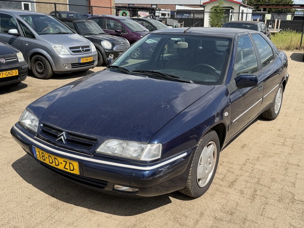 Citroën Xantia 1.8i-16V DEALER ONDERHOUDEN| NAP| NETTE AUTO, Auto's, Voorwielaandrijving, Dealer onderhouden, Stof, Metallic lak
