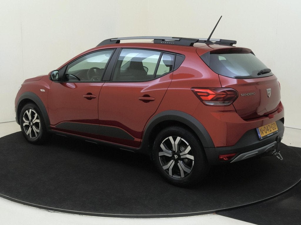 Dacia Sandero Stepway 1.0 TCe 100 Bi-Fuel Comfort | airco au, Auto's, Dacia, Voorwielaandrijving, Euro 6, 610 kg, Origineel Nederlands