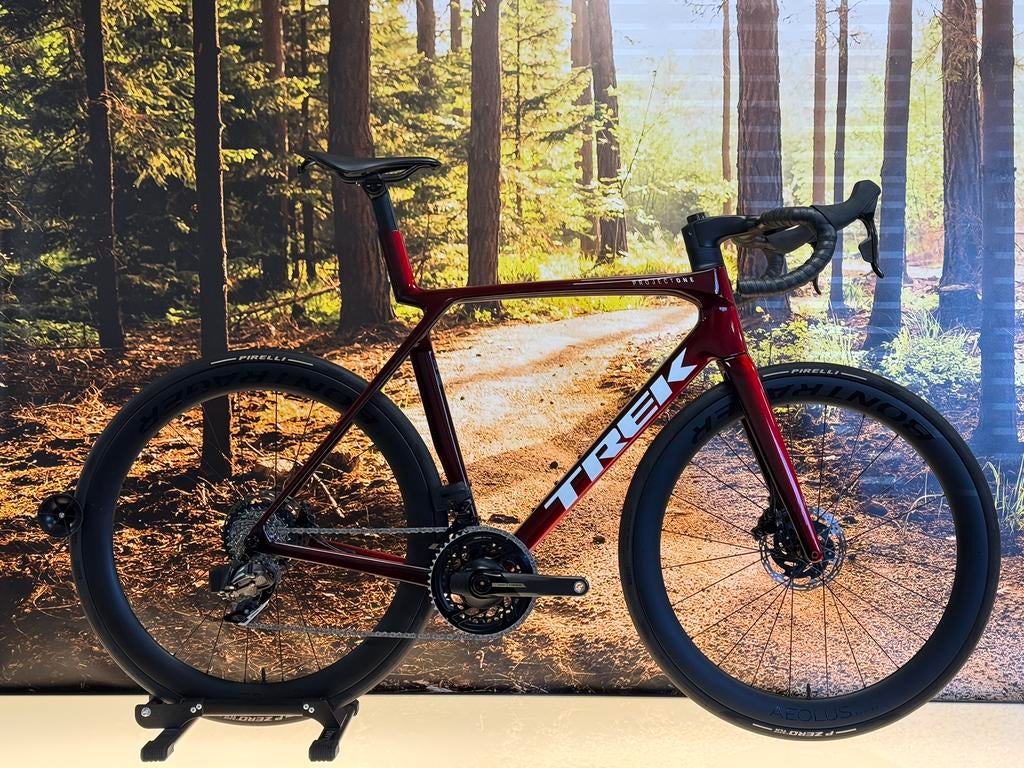 Prachtige Trek Madone SLR 7 Gen 8 Project One maat L | 2025, 28 inch, Carbon, Heren, Zo goed als nieuw