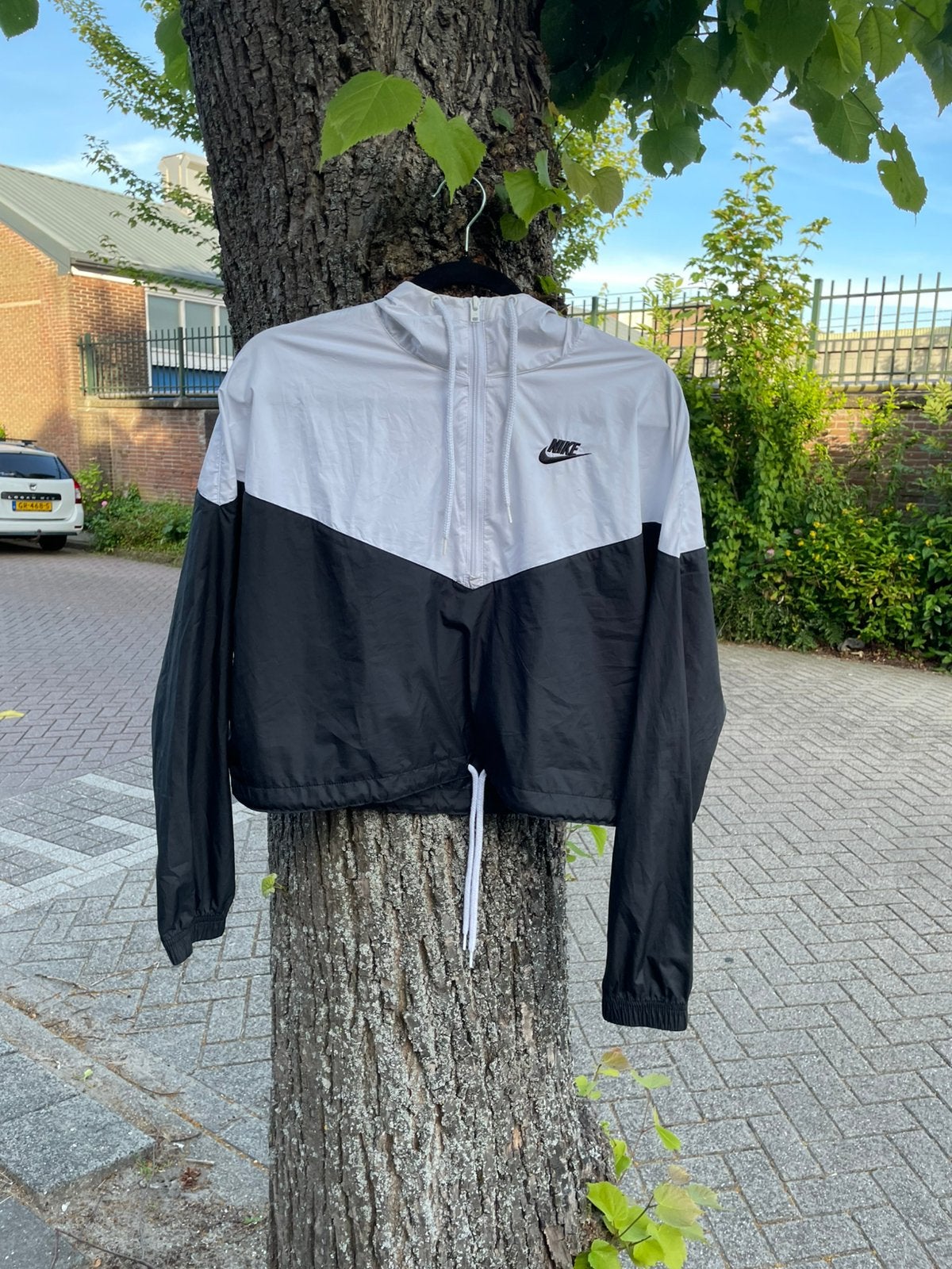 Nike jas graag bieden, Ophalen, Zo goed als nieuw, Overige maten, Zwart