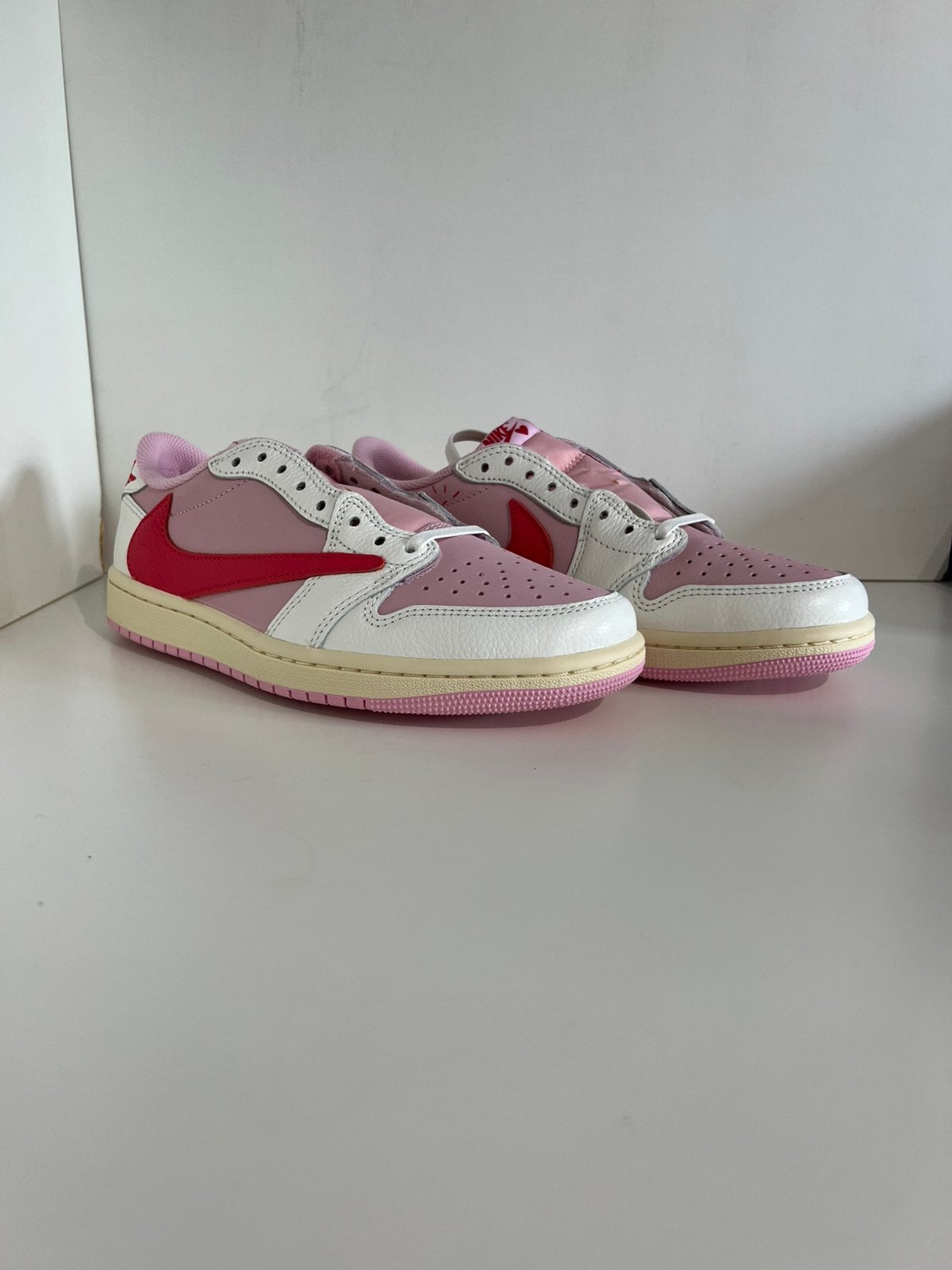 Nike Air Jordan 1 low Travis Scott Sail Tropical Pink, Overige kleuren, ., Nieuw, Ophalen of Verzenden
