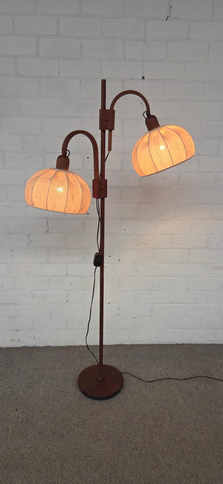 Deense lamp teak Domus design, Deens, Domus, Ophalen of Verzenden, Zo goed als nieuw