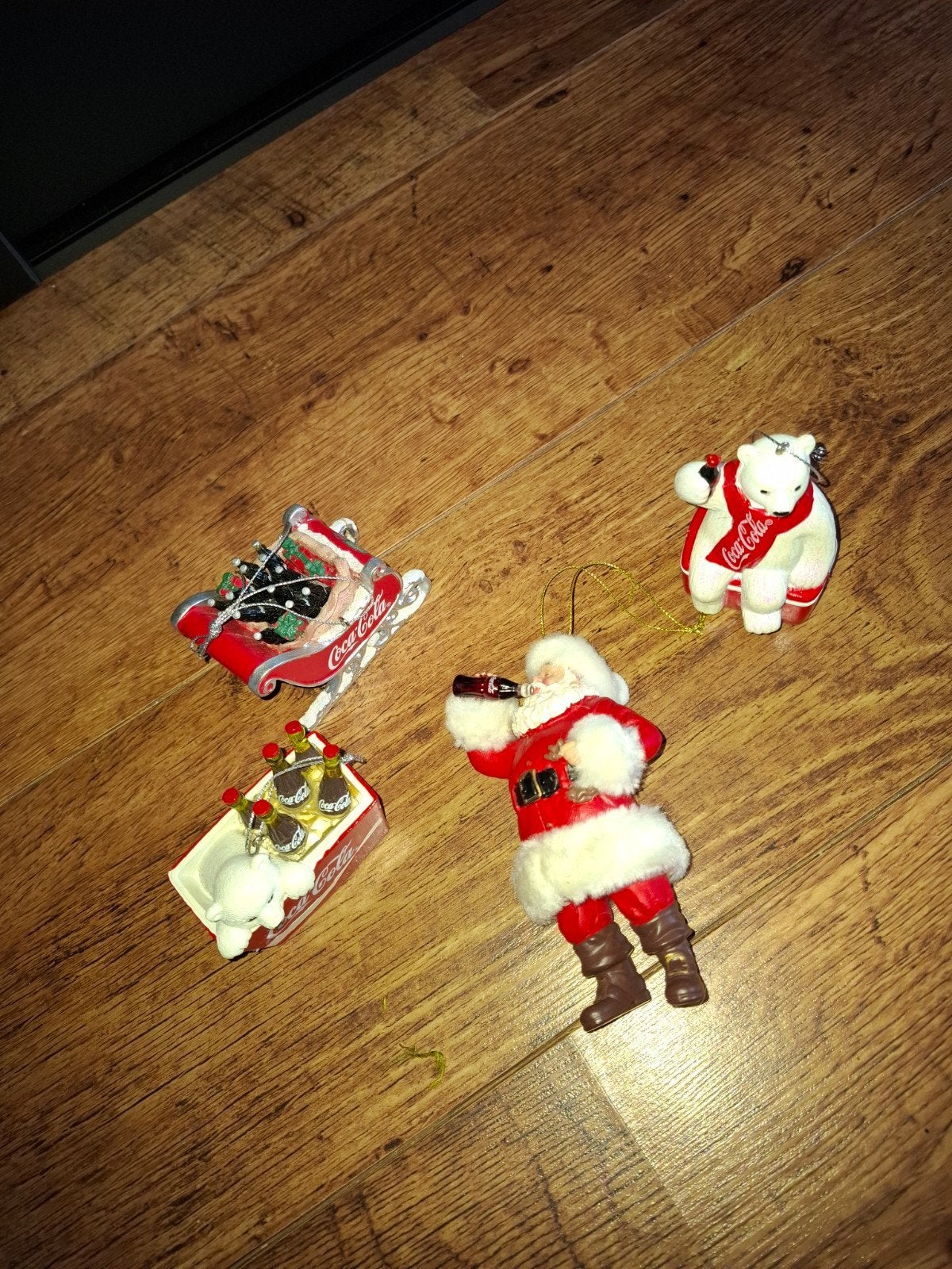 Coca-Cola kerst, Diversen, Ophalen