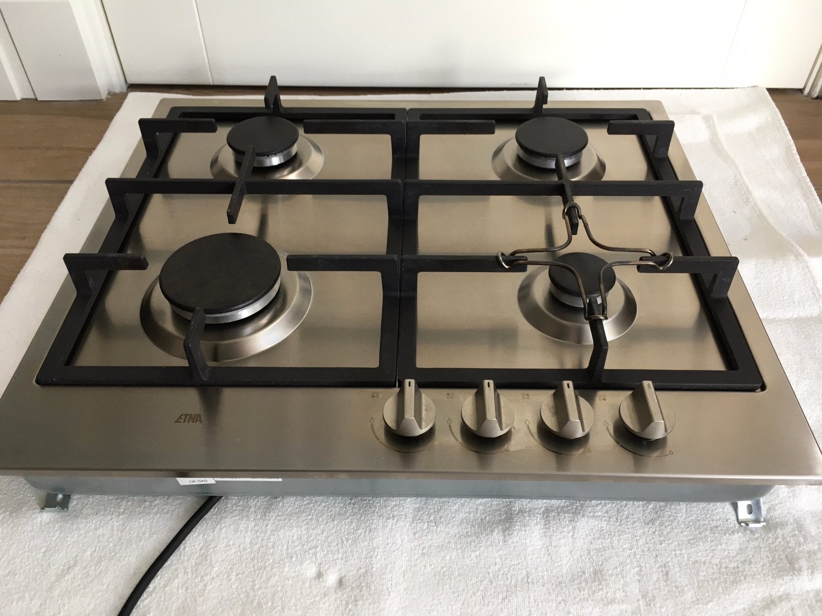 Etna inbouw gas kookplaat, Ophalen, 4 kookzones, Zo goed als nieuw, Inbouw
