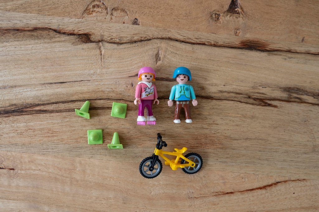 Playmobil 70061 Kinderen met fiets en skates, Kinderen en Baby's, Complete set, Special plus, Ophalen of Verzenden, Zo goed als nieuw