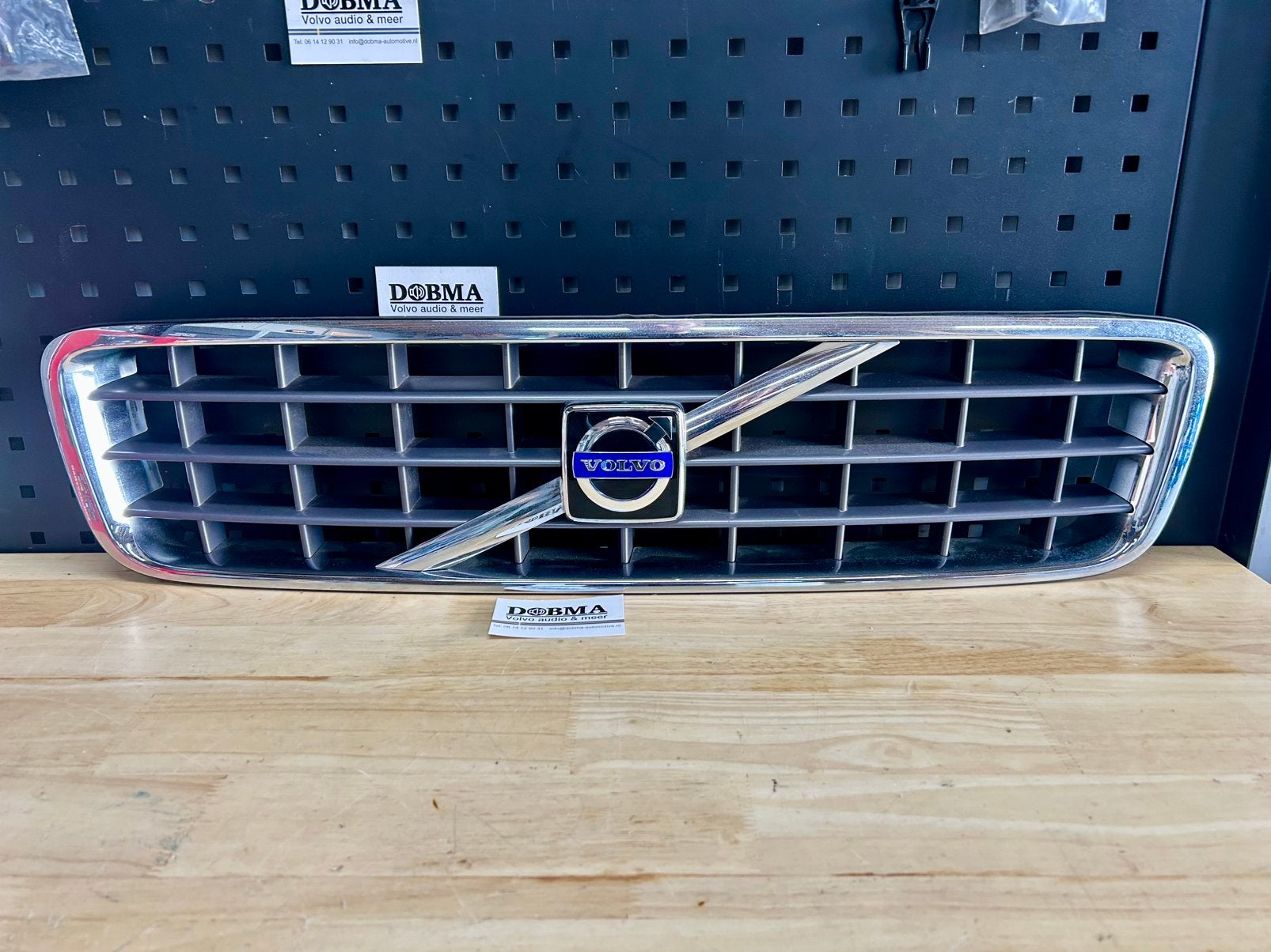 Grille Volvo XC90 2003-2014, Gebruikt, Voor, Ophalen of Verzenden, Volvo
