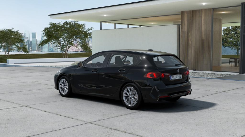 BMW 1 Serie 120 Automaat / Achteruitrijcamera / Parking Assi, Stof, 156 pk, Zwart, 3 cilinders