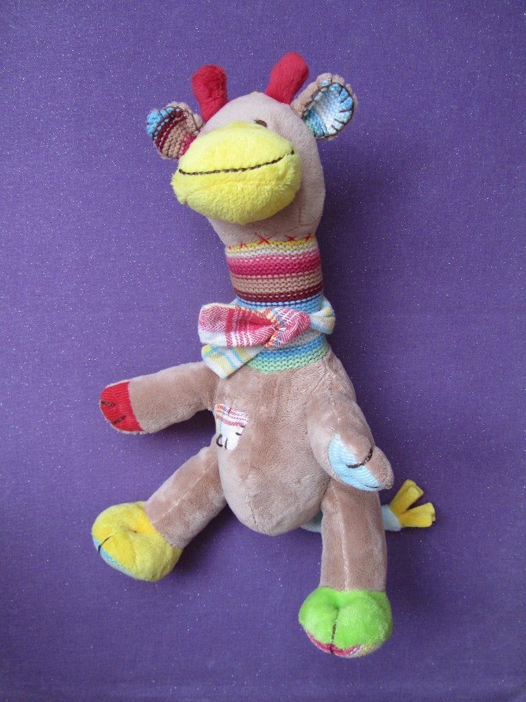 HAPPY HORSE Knuffel GIRAF GOGO. 28 CM ZITTEND **Als Nieuw**, Giraf, Happy Horse, Ophalen of Verzenden, Middelgroot (20 tot 80 cm)