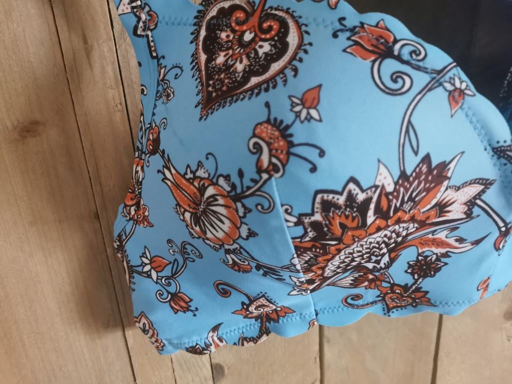 Bikini zomer set 85 c voor onze vakantie 15 euro!!!, Kleding | Dames, Verzenden, Nieuw, One size fits all