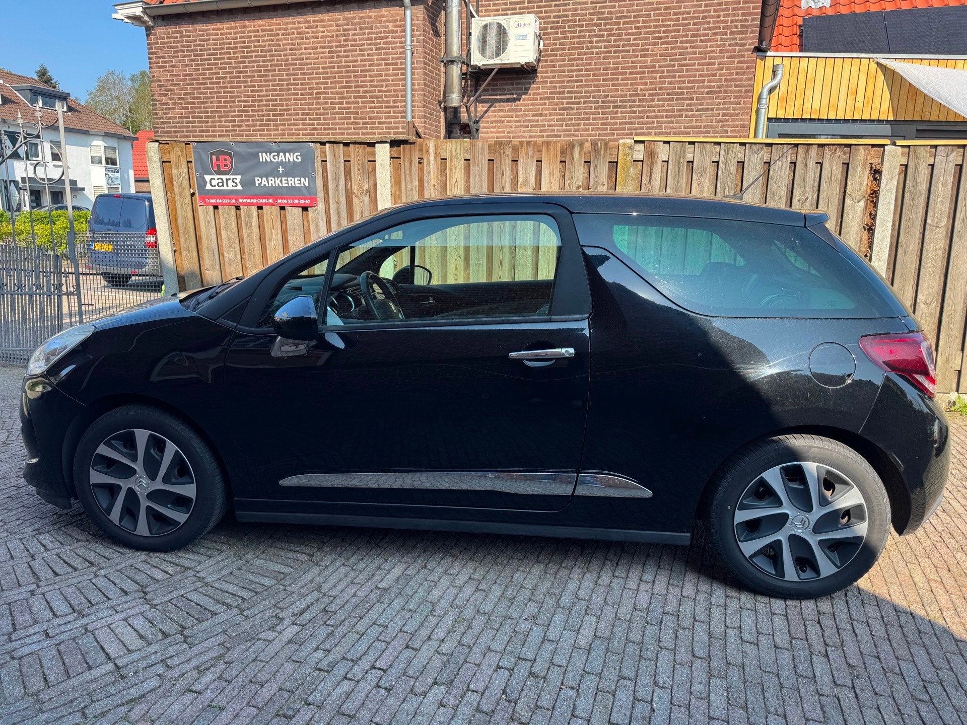 Citroen DS3 1.2 VTi So Chic, Voorwielaandrijving, Euro 5, Beige, 1199 cc