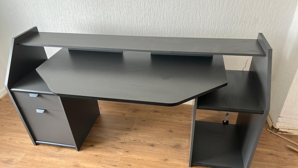 Modern computer meubel met LED verlichting, Ophalen, 70 tot 120 cm, Modern, 170 cm of meer