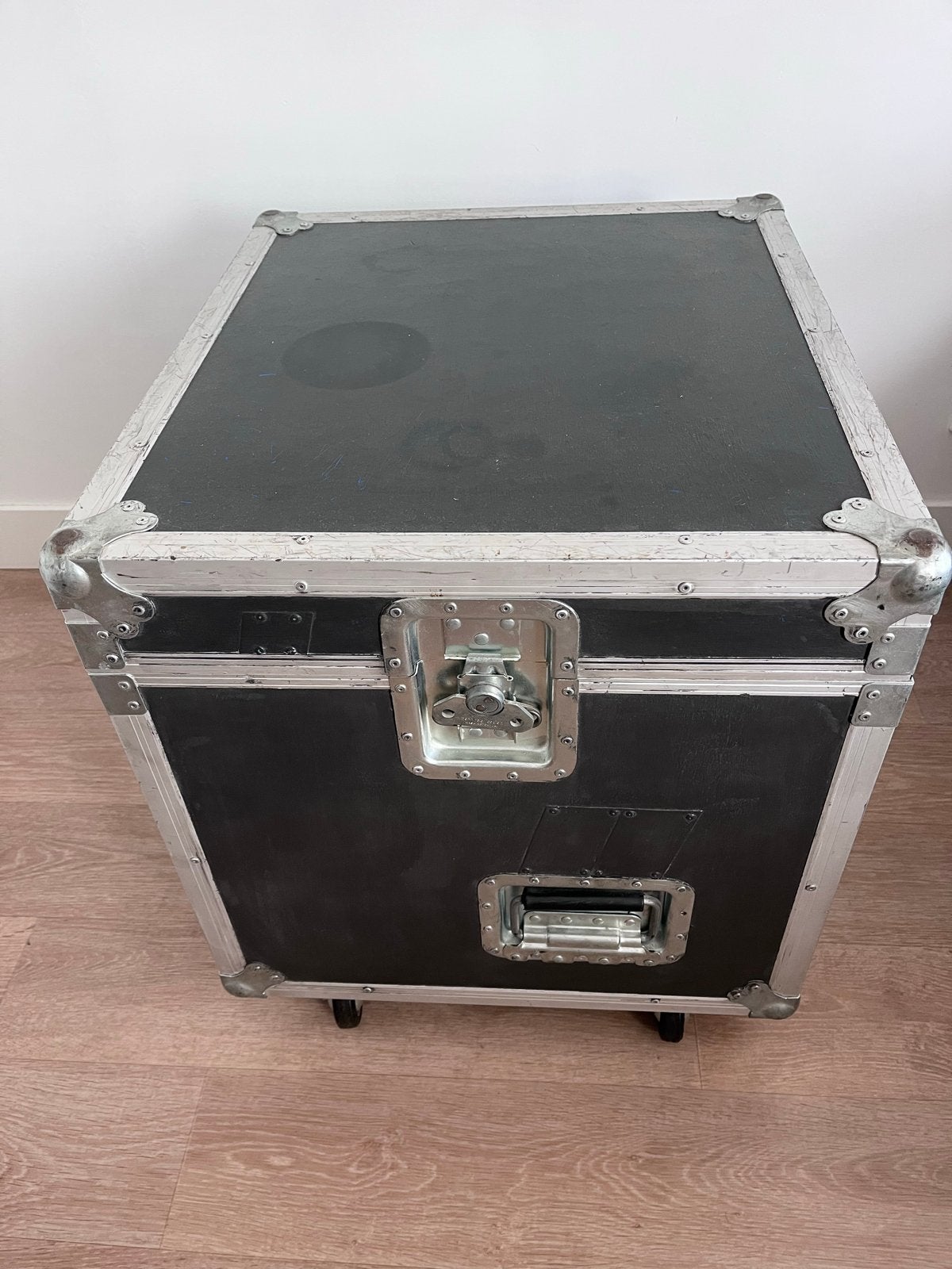 Stevige Flightcase op Wielen - Ideaal voor Transport, Ophalen, Gebruikt, Overige instrumenten, Flightcase