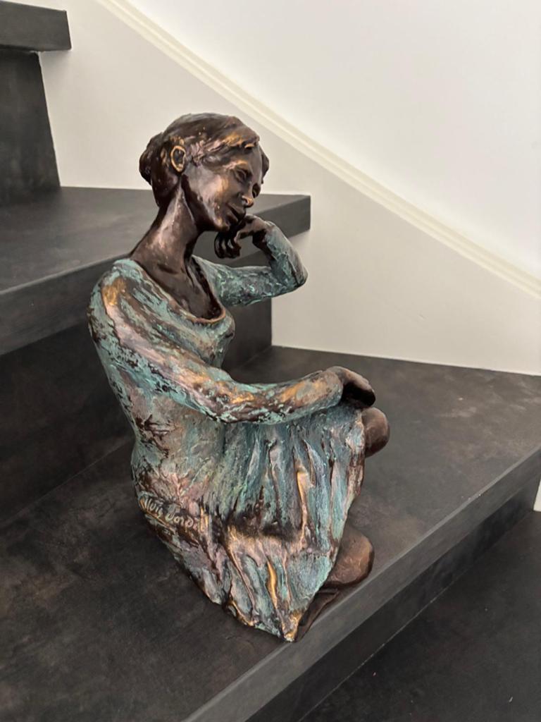 Kunstbeeld dame, Beschilderd, Ophalen of Verzenden, 20 - 50 cm, Steen of Keramiek