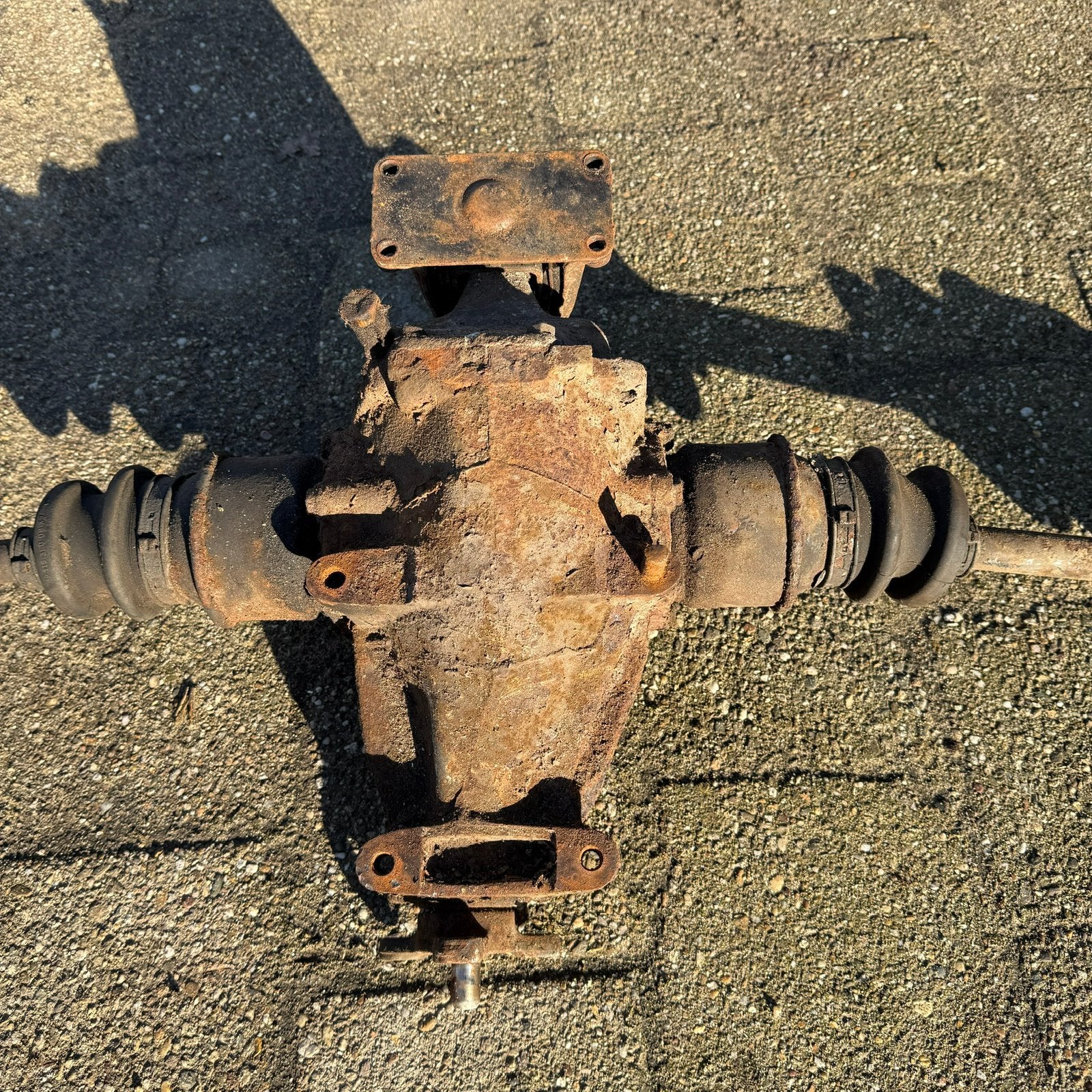 Mercedes w123 differentieel met steekassen 3.92 overbrenging, Ophalen, Gebruikt, Mercedes-Benz