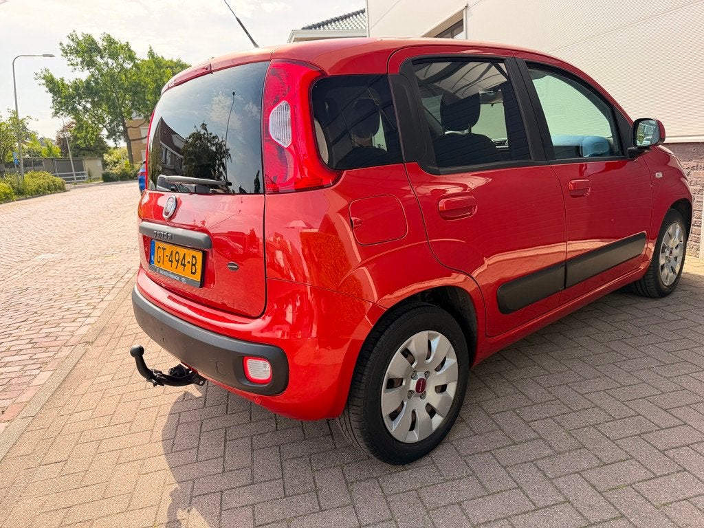 Fiat Panda 0.9 TwinAir Lounge/Climate-c/PDC/Trekhaak/AUX/Goe, Voorwielaandrijving, Gebruikt, Panda, Origineel Nederlands