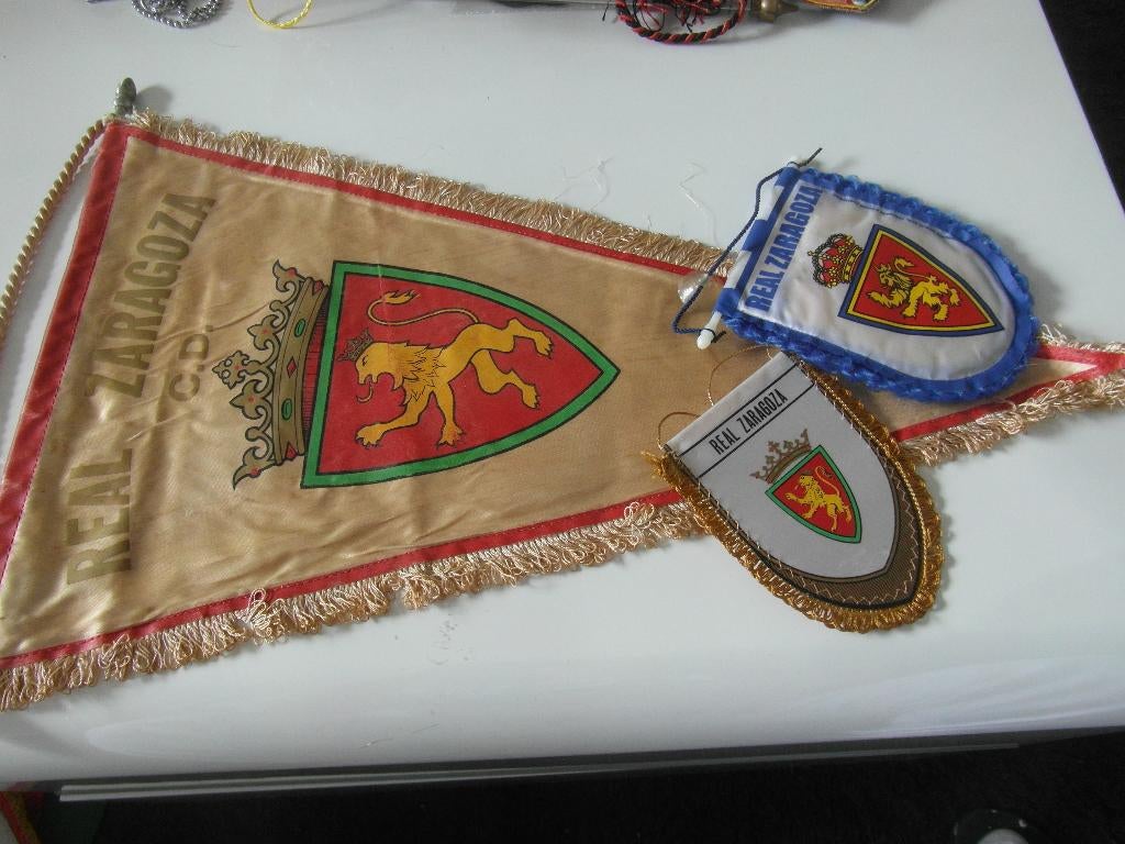 voetbal 3 x vaan vaantje real zaragoza spanje, Ophalen of Verzenden, Gebruikt, Buitenlandse clubs, Vaantje of Sjaal