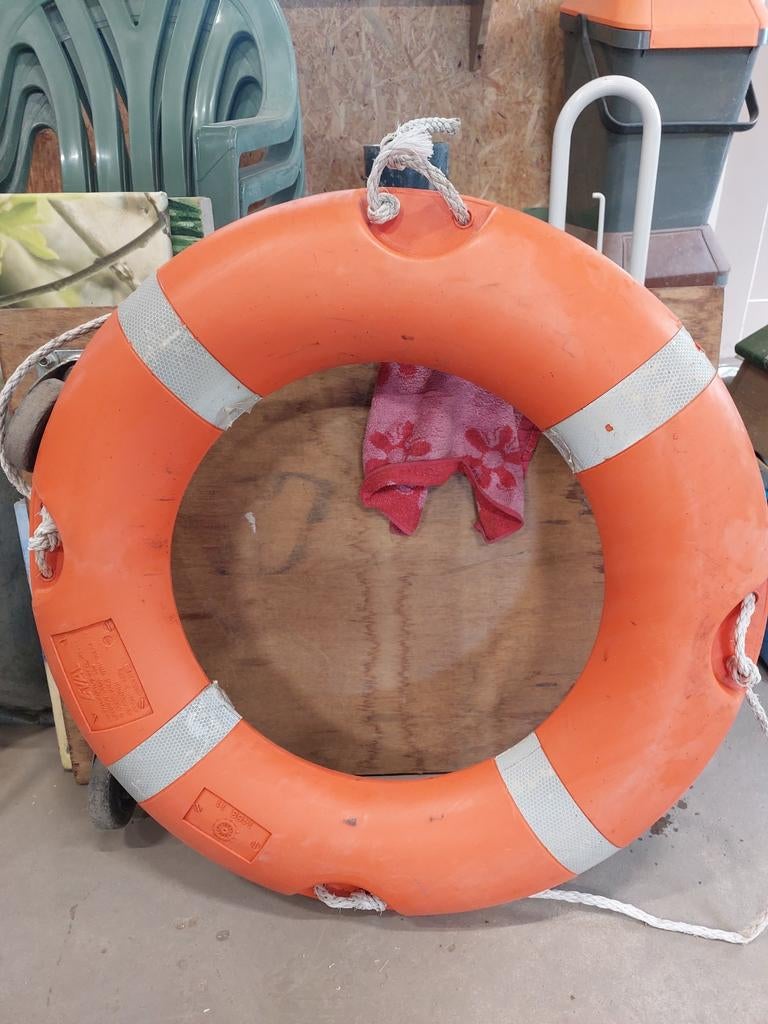 Eval Reddingsboei - Oranje, Gebruikt, Watersport en Boten, Accessoires en Onderhoud, Gebruikt, Ophalen