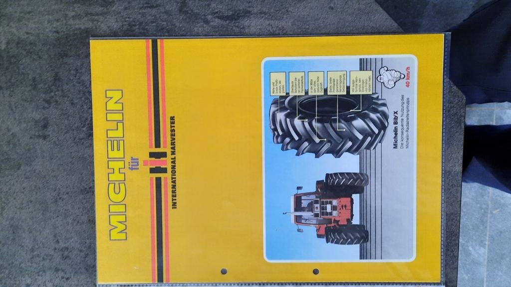International Harvester folders ., Ophalen of Verzenden