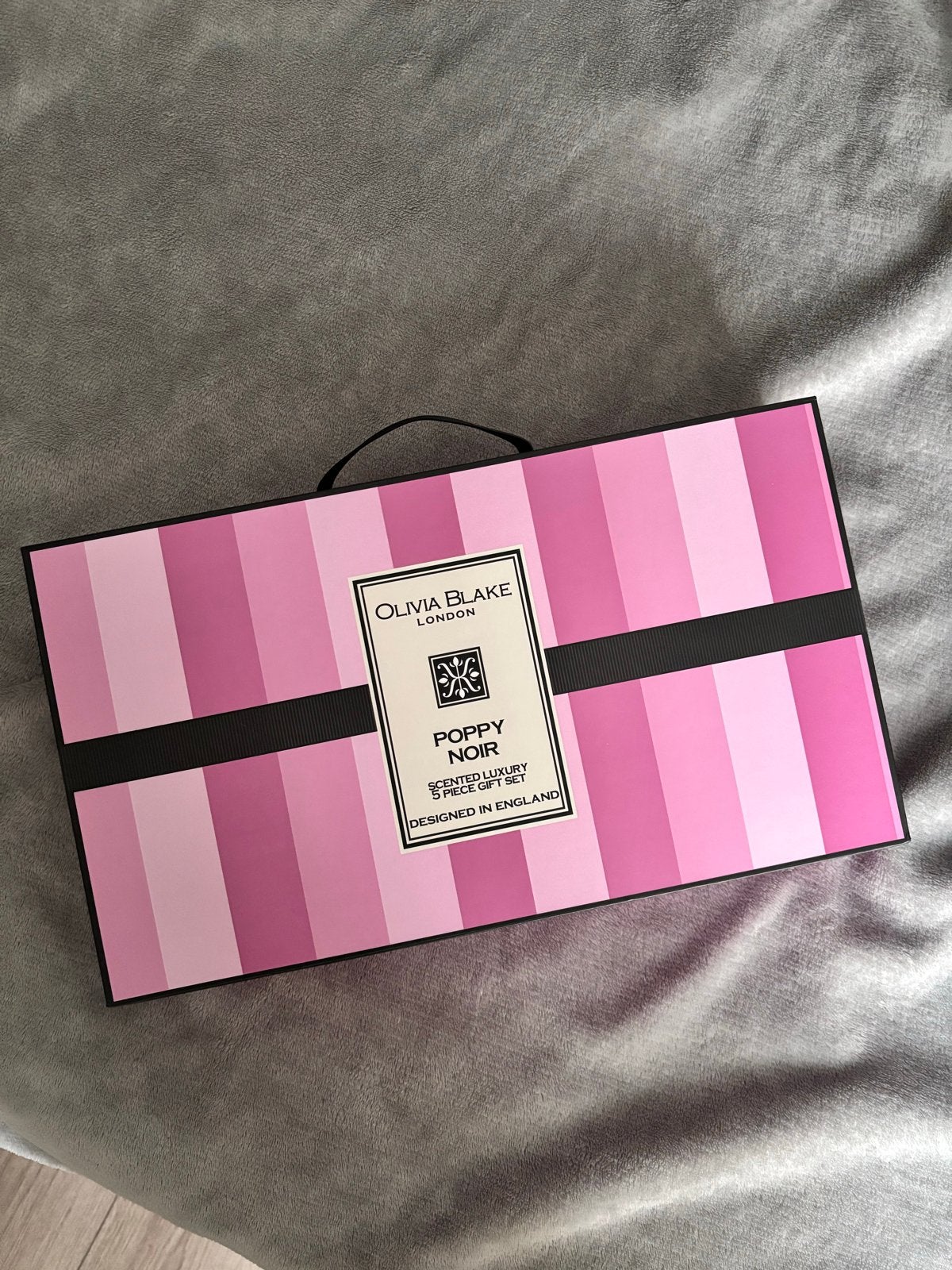 Olivia Blake Poppy Set, Ophalen of Verzenden, Nieuw, Bodylotion, Crème of Olie