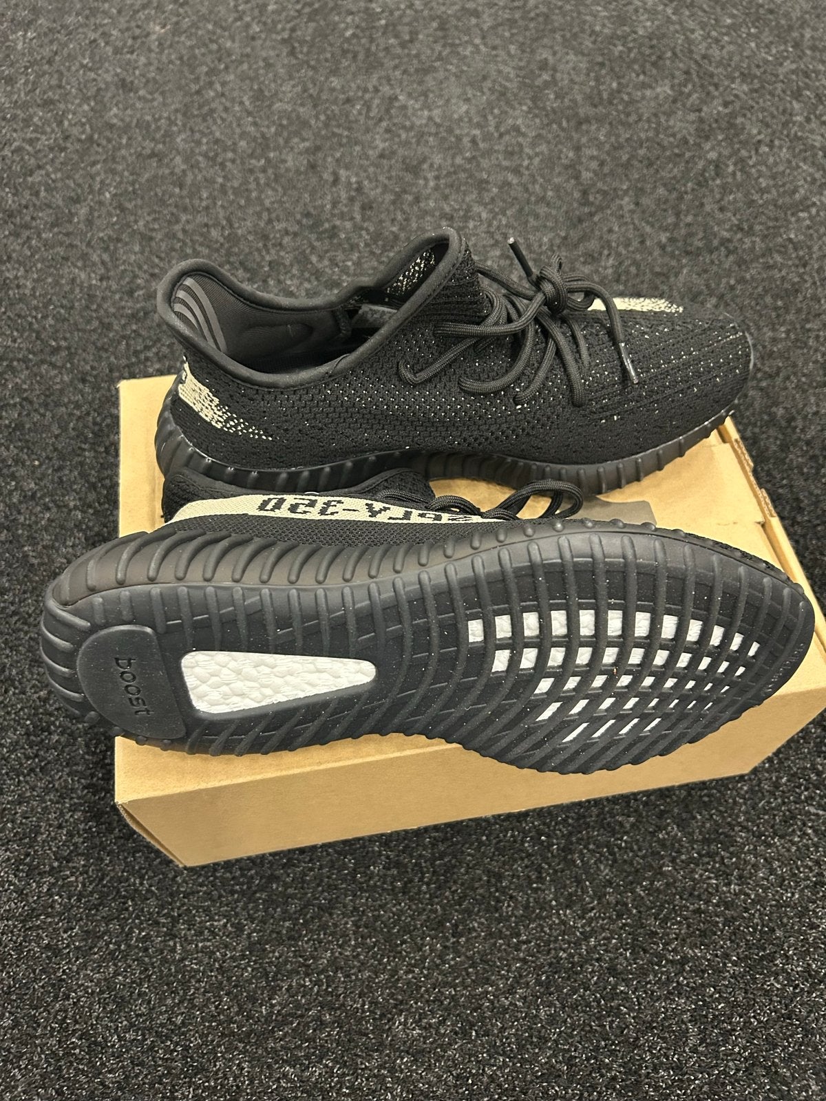 Schoenen jeezy, Ophalen