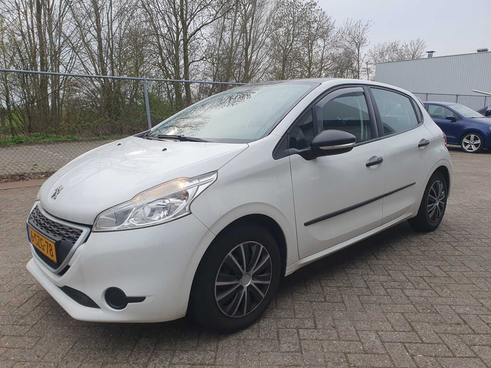 Peugeot 208 1.0 VTi Access, 6-SZG-78, Voorwielaandrijving, Euro 5, 450 kg, Gebruikt