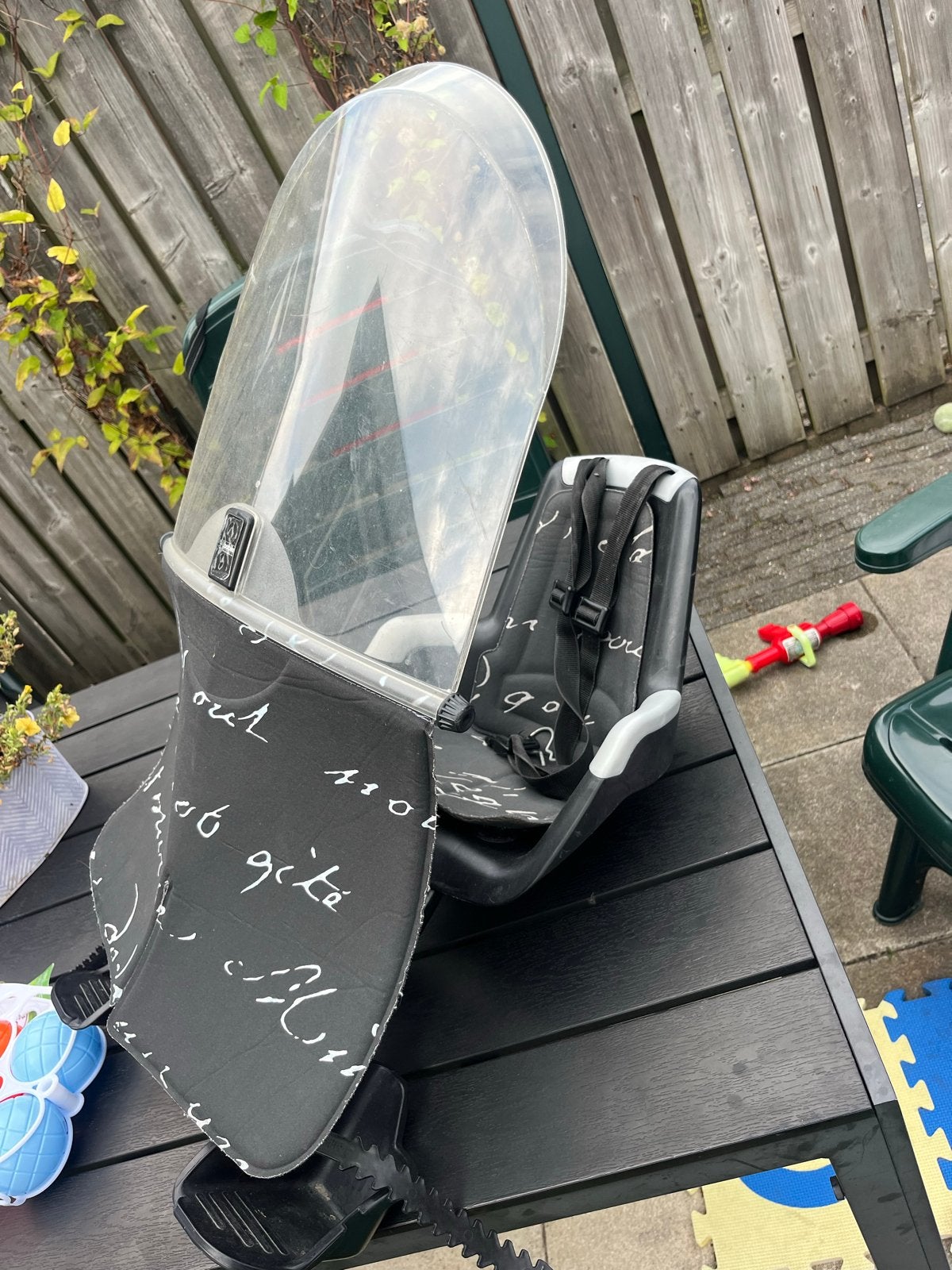 Bopita Fietsstoeltje met windscherm, Ophalen, Gebruikt, 0 t/m 13 kg, Voorzitje