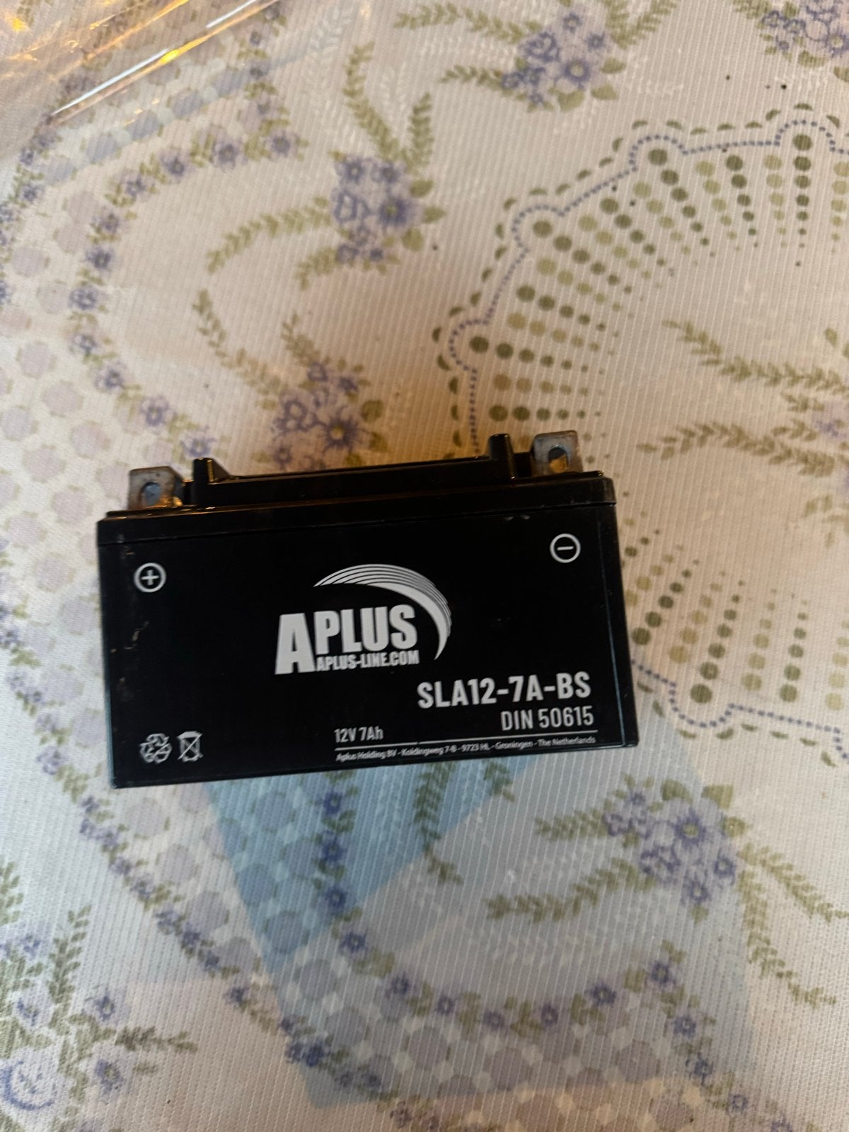 Aplus 12v, Ophalen of Verzenden, Gebruikt