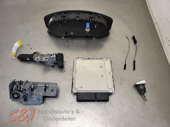 Kontaktslot + computer van een Volkswagen Transporter, Gebruikt, -, Volkswagen, -