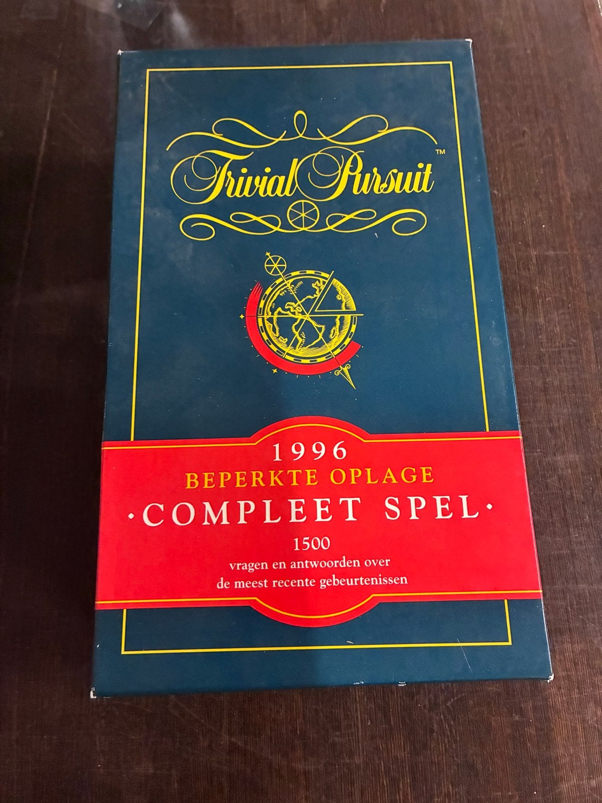 Trivial Pursuit 1996 - Beperkte Oplage - Compleet Spel, Ophalen of Verzenden, Gebruikt