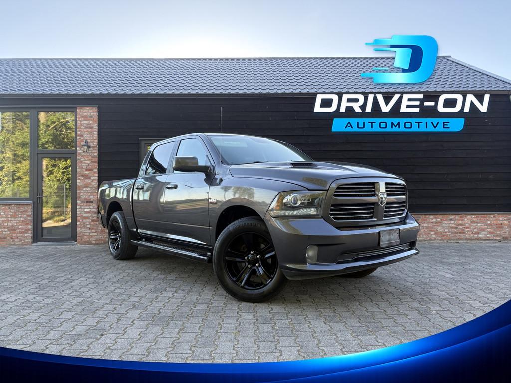 Dodge Ram 1500 5.7 V8 - Marge - Pano - Luchtvering - Sport, Auto's, 2382 kg, Achterwielaandrijving, Gebruikt, 5654 cc