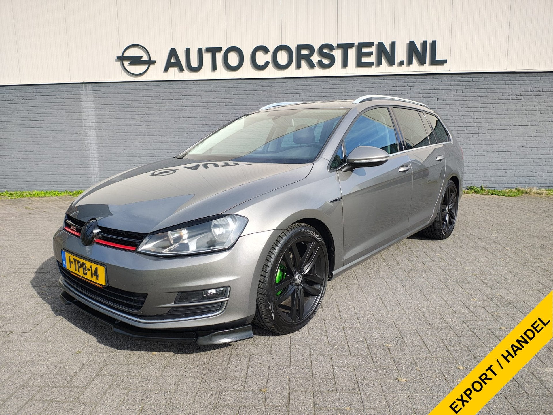 Volkswagen Golf Variant 1.4TSI 141PK Automaat Highline Trekh, Gebruikt, 4 cilinders, Leder en Stof, Origineel Nederlands
