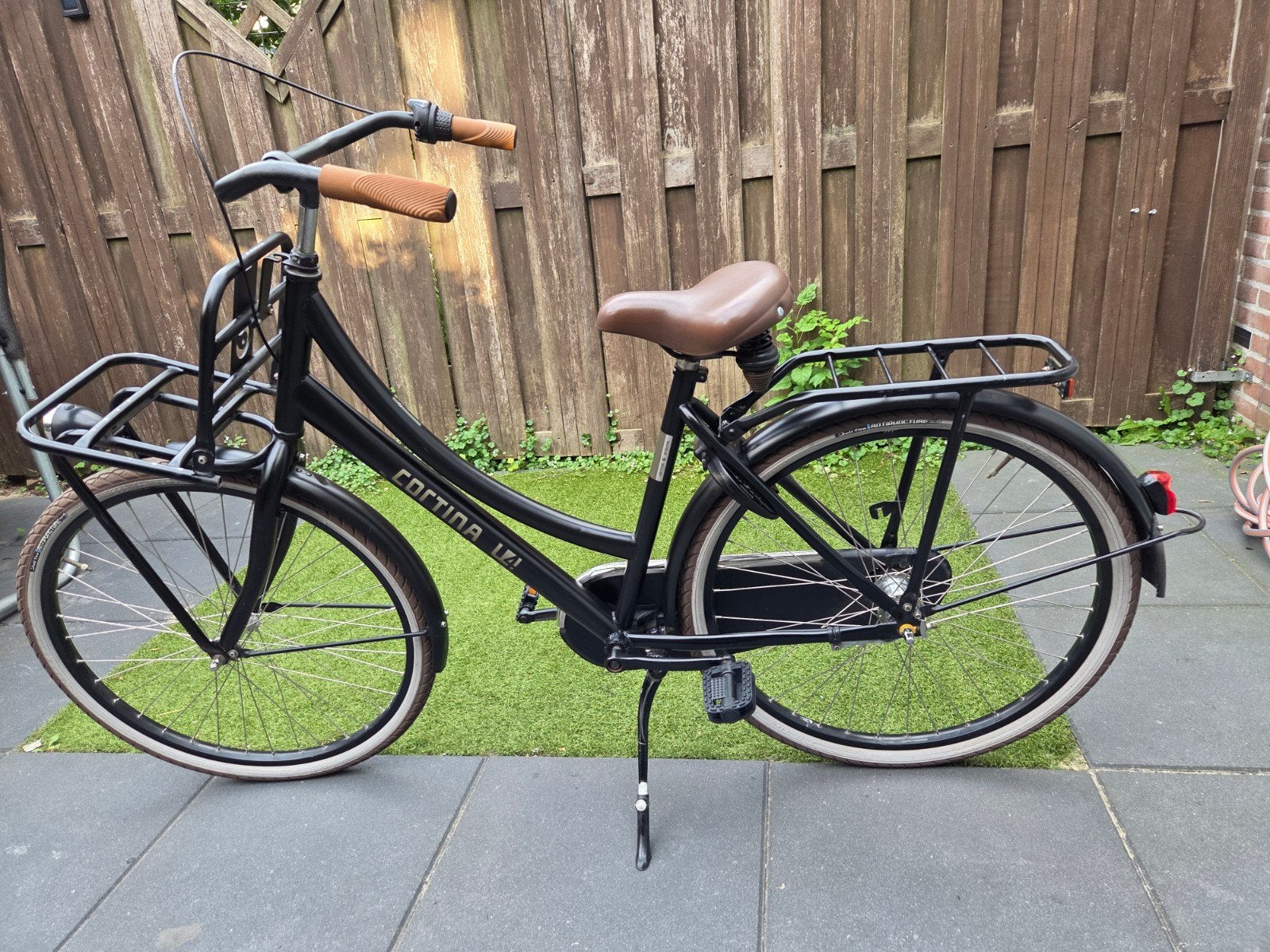 Cortina U4 Meisjesfiets 26 inch 3 versnellingen terugtraprem, Fietsen en Brommers, Fietsen | Meisjes, Terugtraprem, Gebruikt, Versnellingen