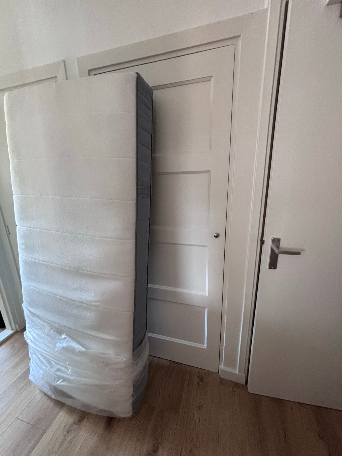 IKEA Vesteröy matras - nooit gebruikt, Ophalen, 90 cm, Eenpersoons, Zo goed als nieuw