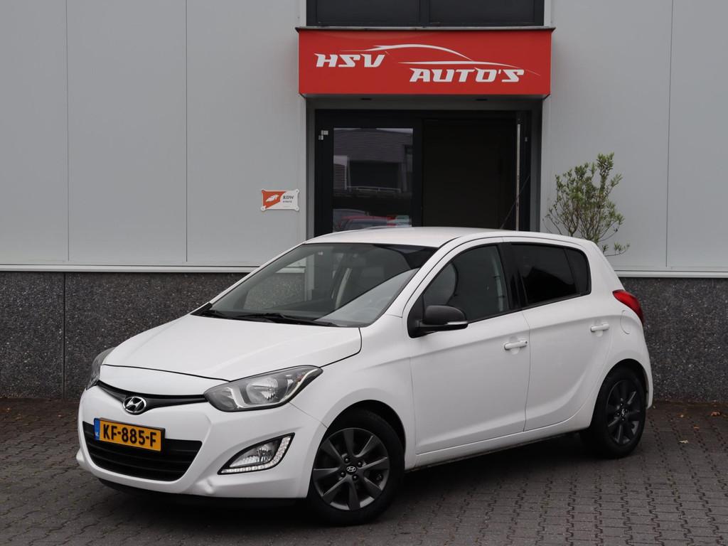 Hyundai I20 1.2 HP i-Motion airco LM 4-deurs 2e eig, Euro 5, 450 kg, Gebruikt, 31 €/maand
