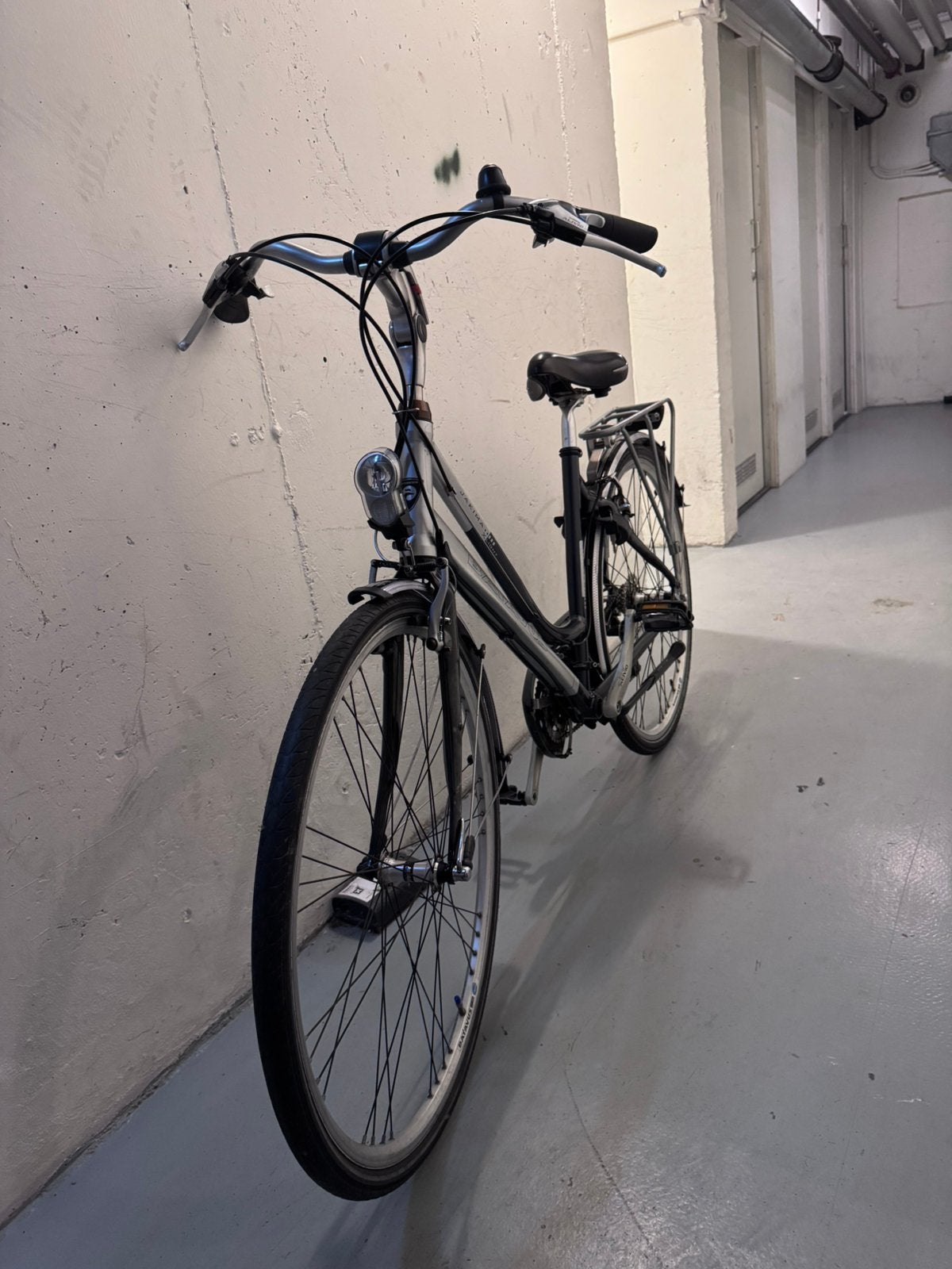 Prachtige fiets, Fietsen en Brommers, Fietsen | Dames | Damesfietsen, Ophalen of Verzenden, Zo goed als nieuw, Overige merken