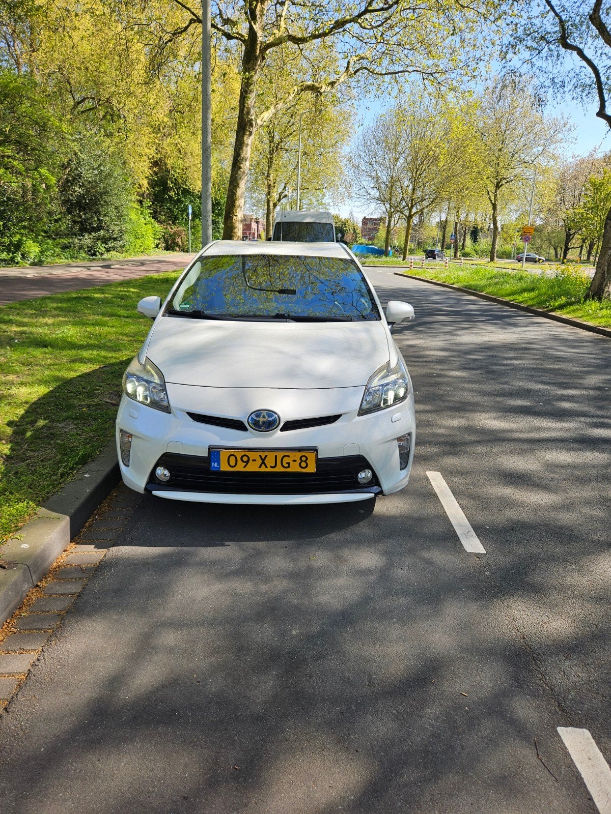 Toyota Prius 1.8 Hybrid 136PK Aut 2012 Wit, Auto's, Toyota, 1340 kg, 4 cilinders, Wit, Origineel Nederlands