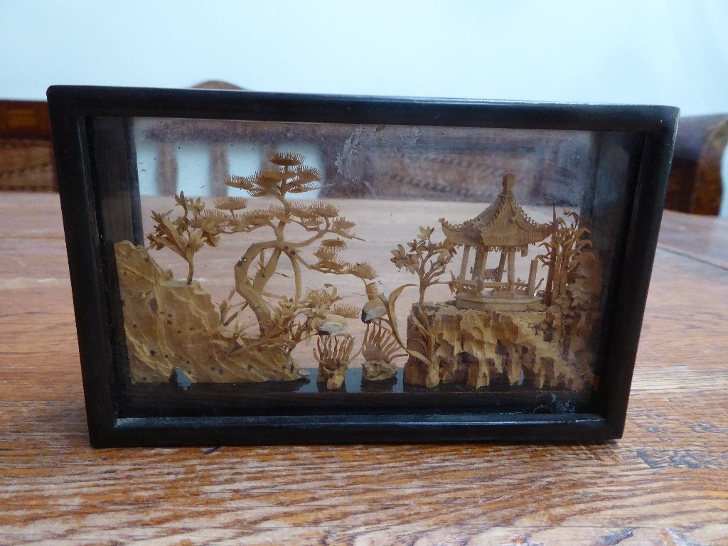 Chinese diorama met kurksnijwerk (1)