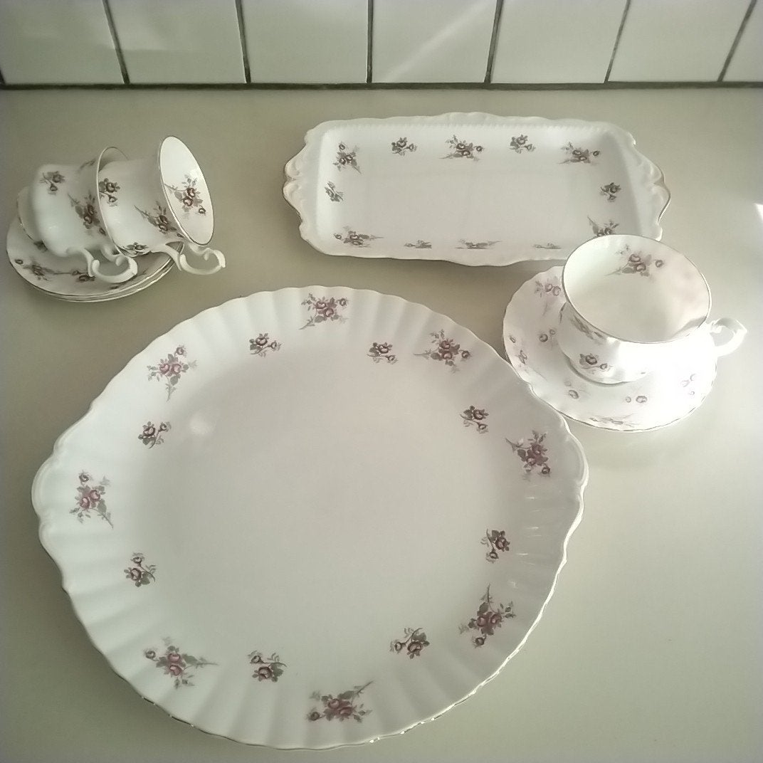 Engelse richmond " rose time ' set van taart/ cakeschaal enz, Ophalen of Verzenden, Zo goed als nieuw, Overige stijlen, Kop(pen) en/of Schotel(s)