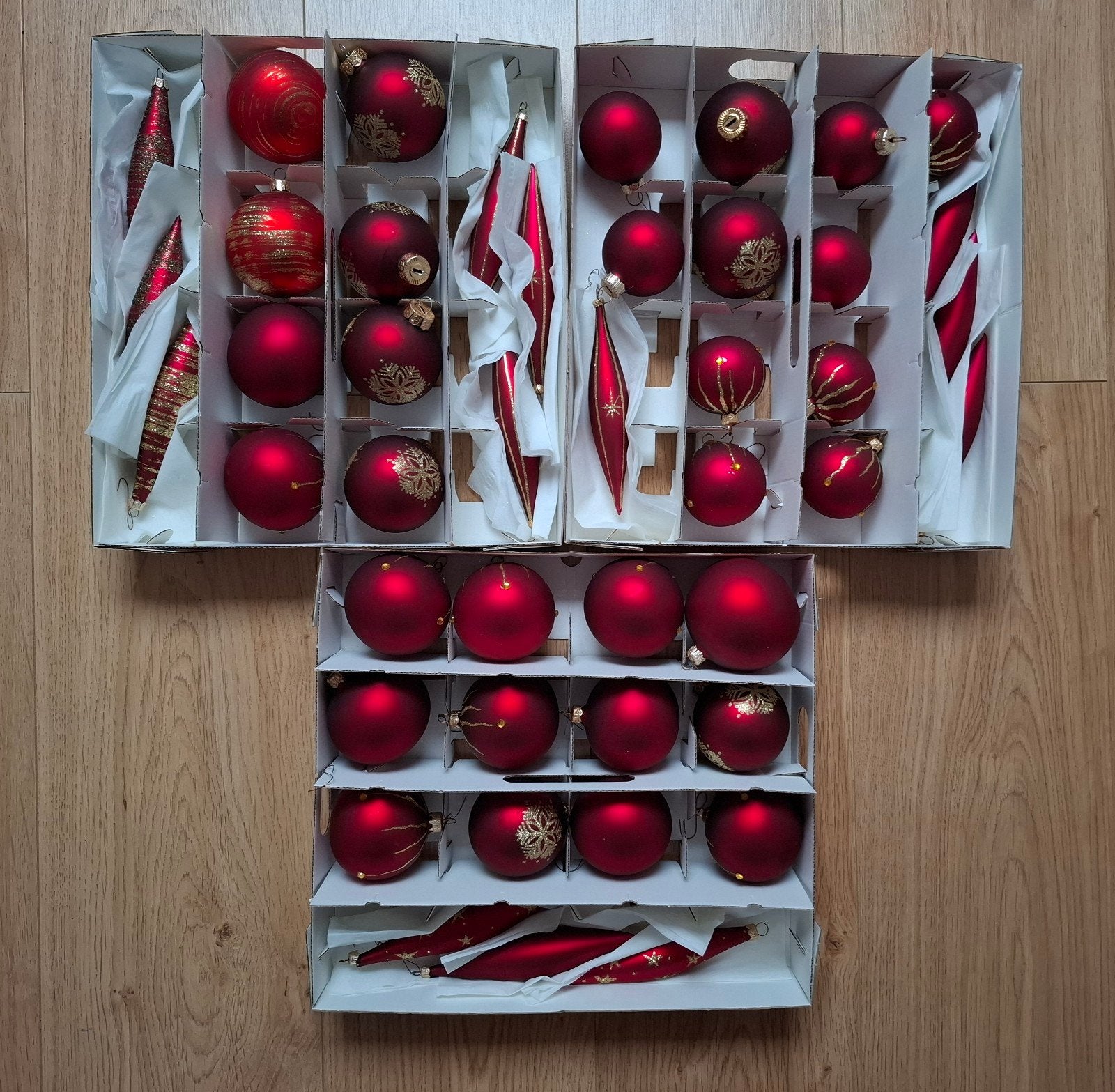 Rode glazen kerstballen, Ophalen, Zo goed als nieuw