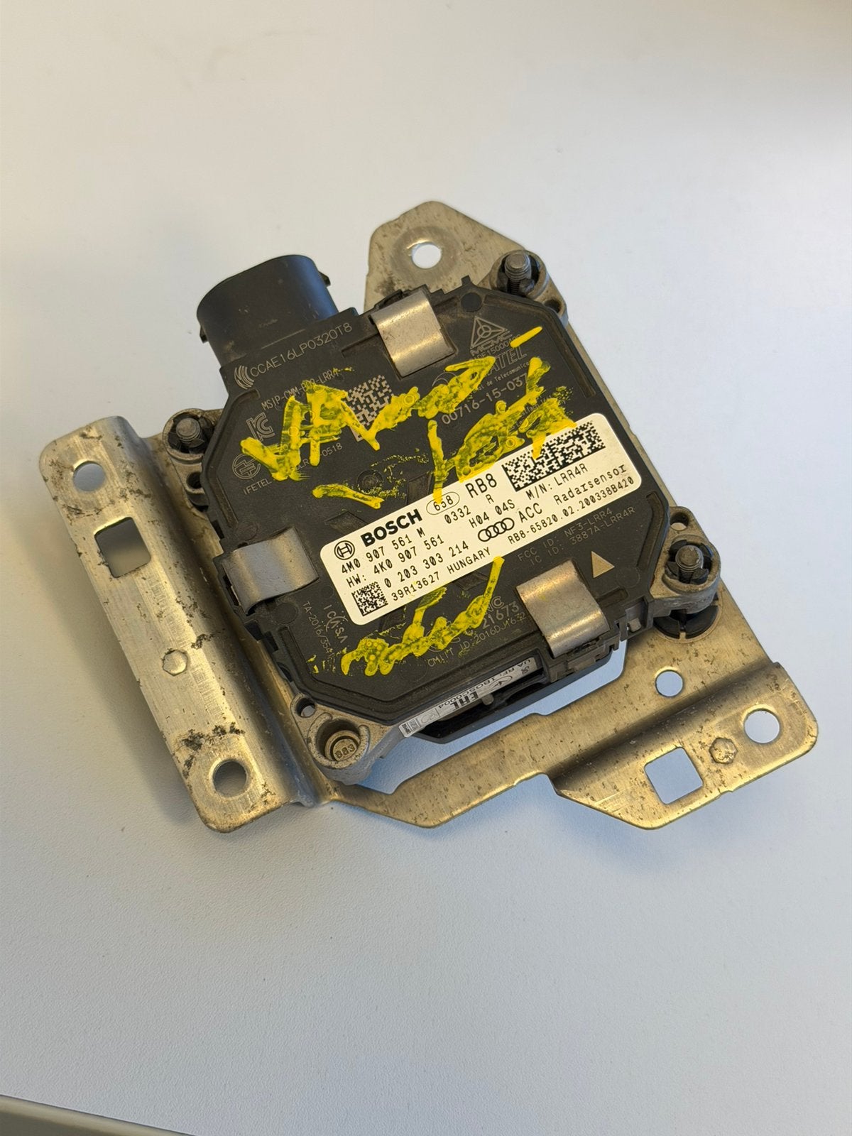Audi Q7 Q8 ACC Radar Sensor 4M0907561M Bosch Rechts OEM, Ophalen of Verzenden, H, H, H