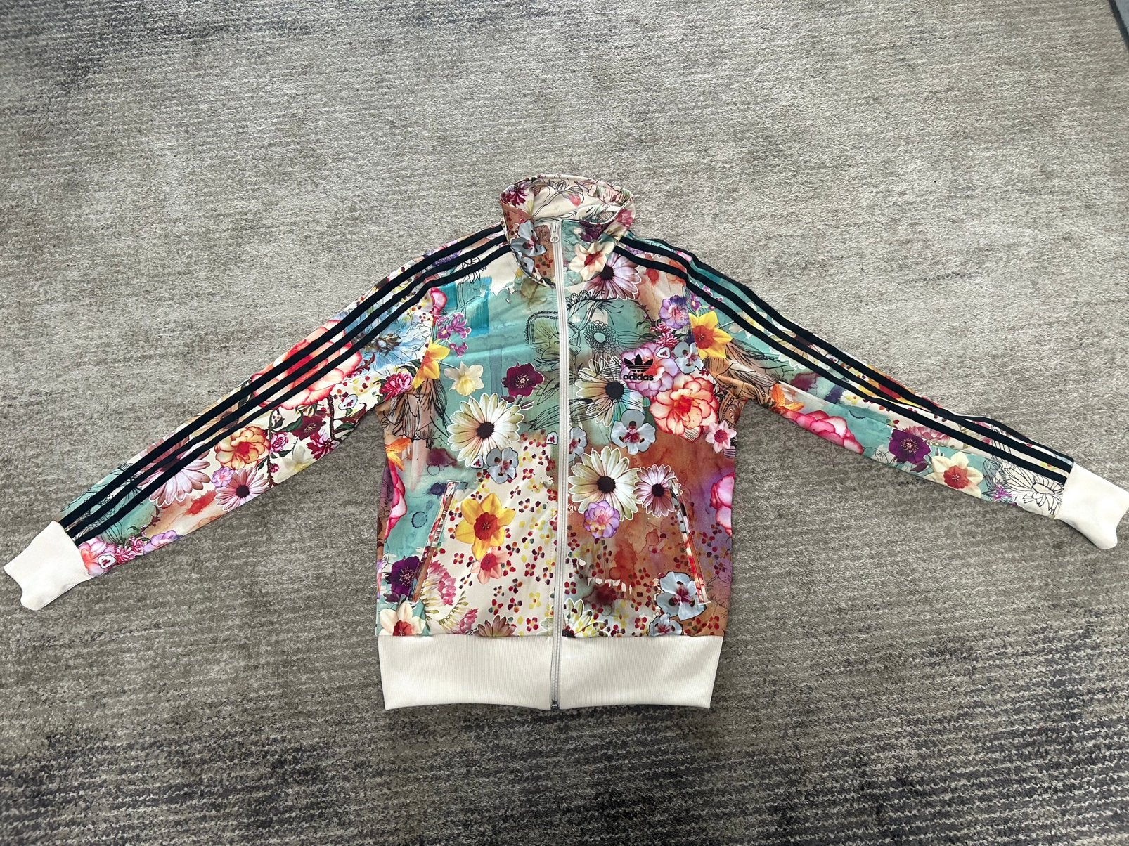 Adidas Originals Floral trainingsbjack, Adidas, Ophalen of Verzenden, Zo goed als nieuw, Maat 38/40 (M)