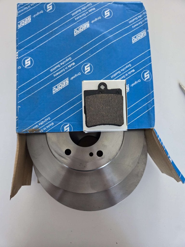 Set Sebro Remmen Achteras Mercedes W202 W203 W124 W210 C140, Auto-onderdelen, Niet ingevuld, Niet ingevuld, Niet ingevuld, Chrysler