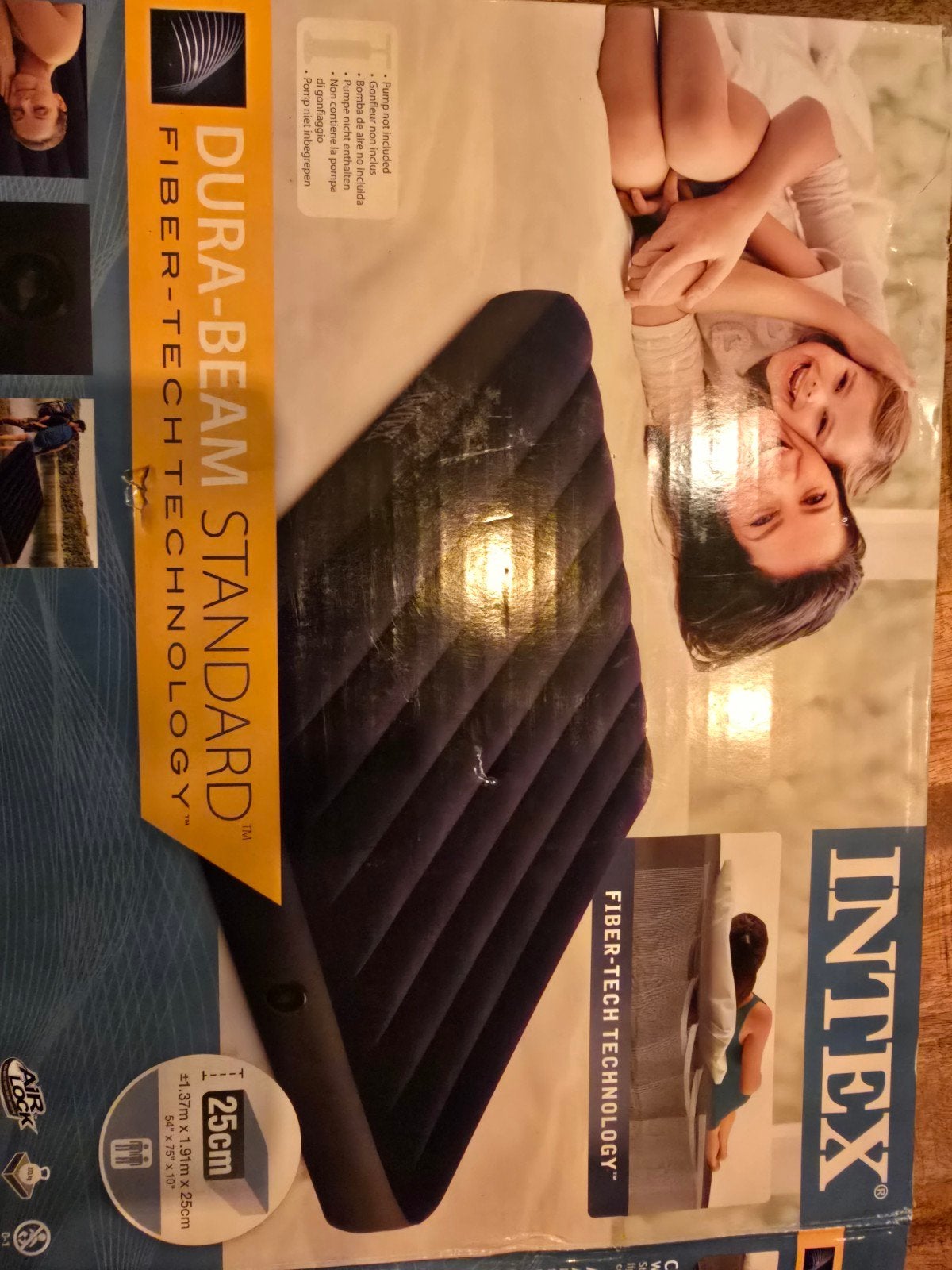 Intex opblaasbaar ligbed 1.37cm x 1.91cm x 25 cm, Caravans en Kamperen, Ophalen, Zo goed als nieuw, 2-persoons