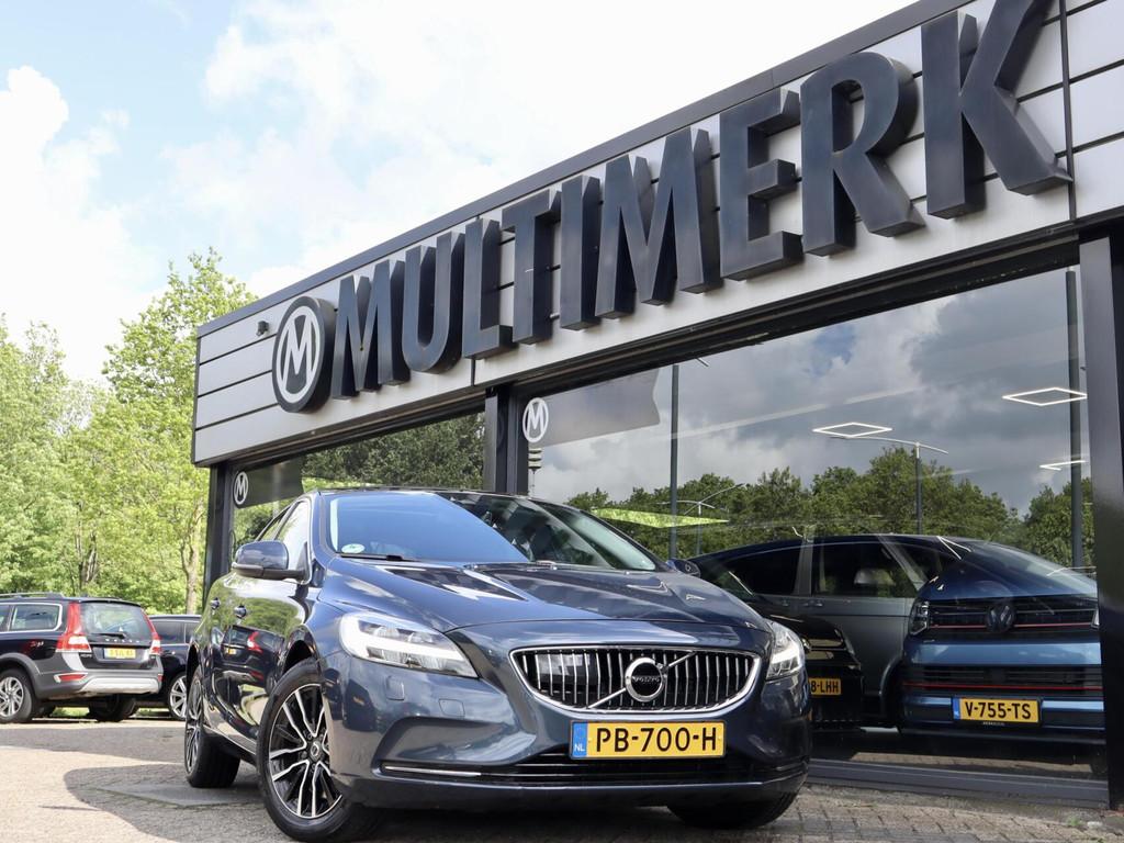 Volvo V40 1.5 T2 Inscription Aut. Leder,Panodak, Standkachel, 4 cilinders, 700 kg, Blauw, 122 pk