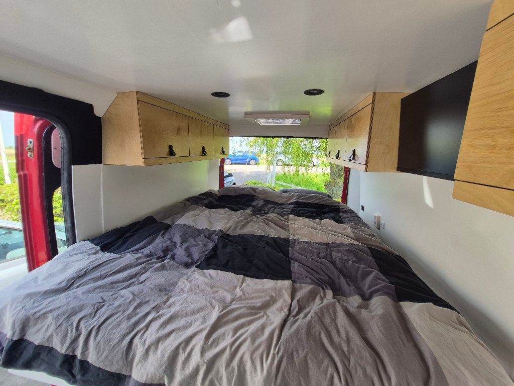 Off-grid Zelfbouw Camper - Fiat Ducato 2.3 - 2011 Euro 5, Chemisch toilet, Buscamper of Camperbus, Fiat, Afzuigkap