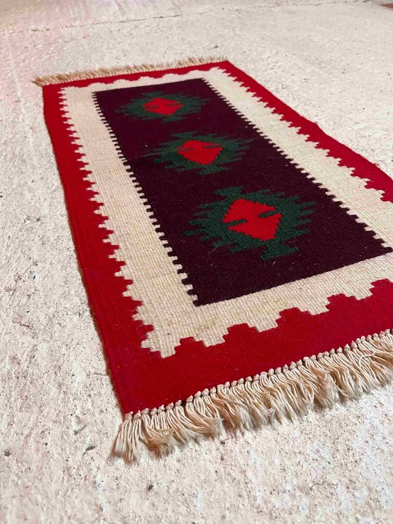 Kelim kleedje rood 73/40 cm, Minder dan 50 cm, Gebruikt, 50 tot 100 cm, Groen