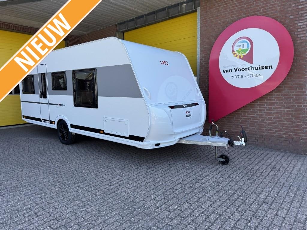 LMC Style 450 D Grey Line, Standaardzit, Bedrijf, 6 tot 7 meter, Schokbreker