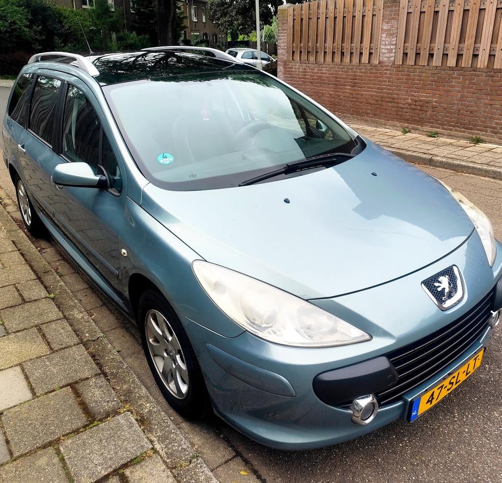Peugeot 307 SW | APK 03-2027 | Nieuwe banden | Panoramada, Stof, 4 cilinders, 715 kg, 7 stoelen