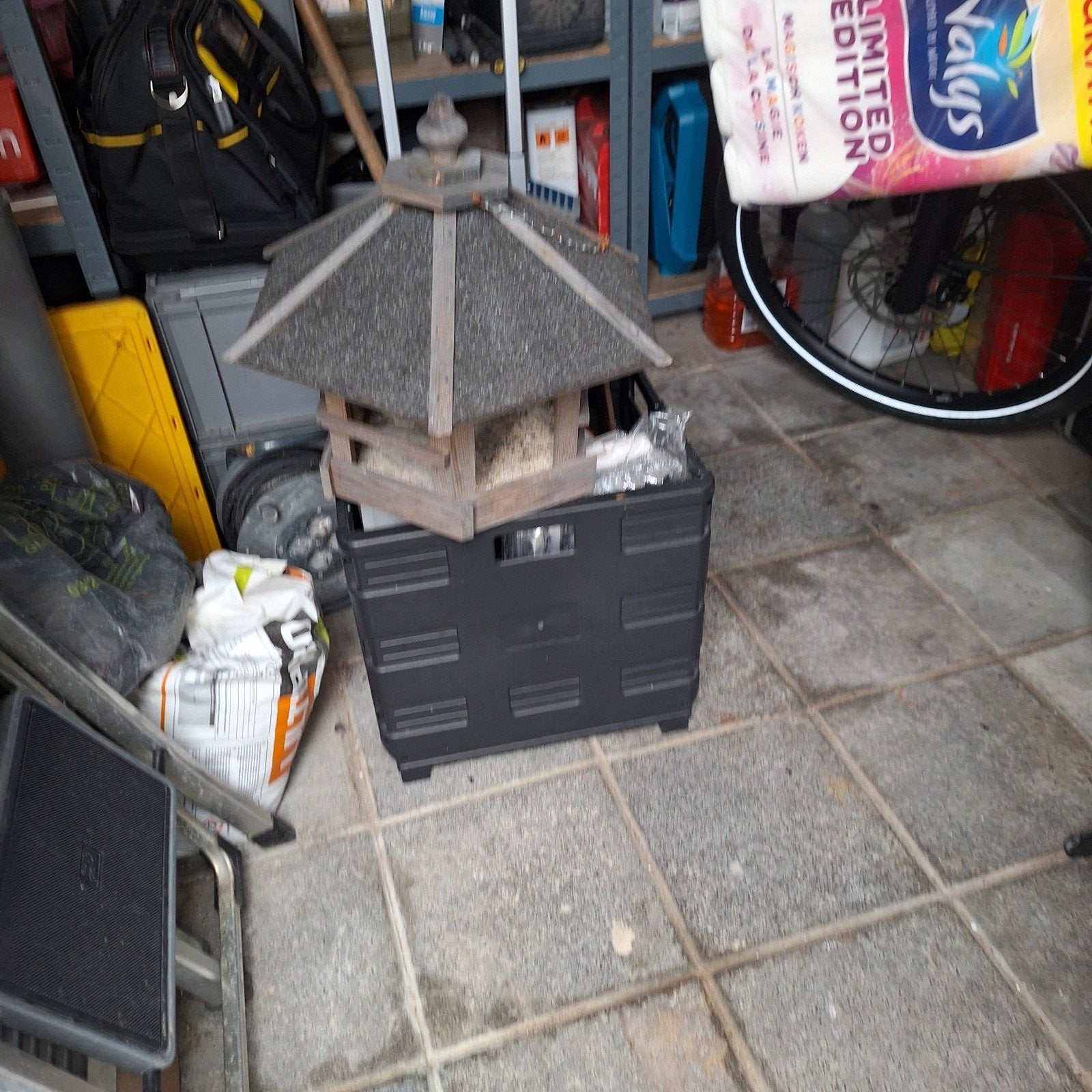 Vogelhuisje met Meisenknödel (vetbollen), Ophalen, Gebruikt